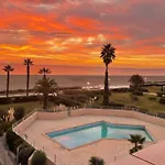 Bel Vue Acces Direct Plage, Wifi Fibre Gratuit 아파트